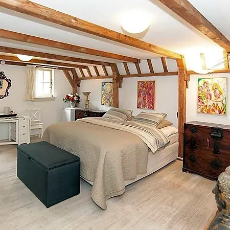 Bed & Breakfast Of Art 4*