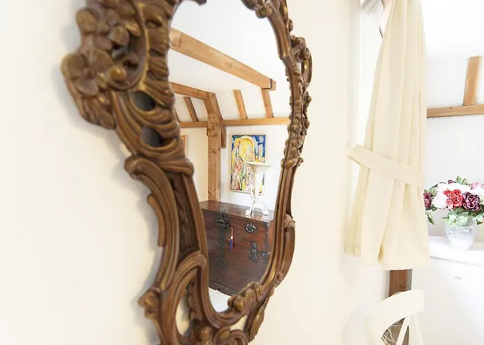 Bed & Breakfast Of Art